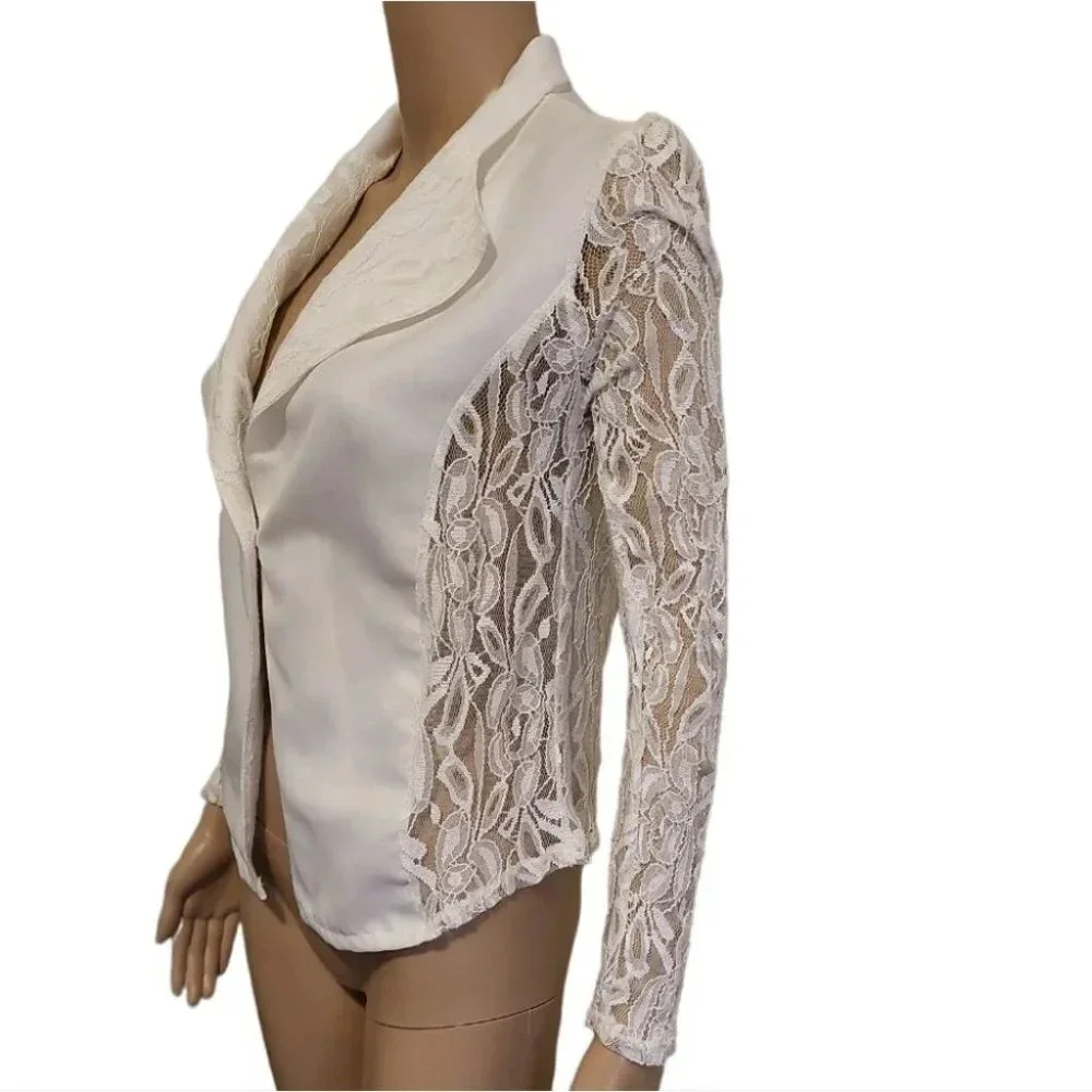New Fashion Lace Blazer (size L)